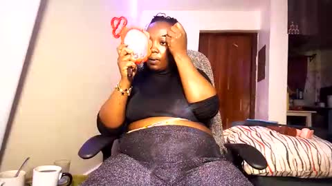 Snapshot of lulu_sparks1 chatting on June 1, 2026, 3:52 am lulu_sparks1 online show from June 1, 2026, 3:52 am