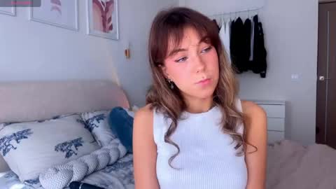 Snapshot of luluberryx chatting on June 3, 2026, 2:03 am lulu berry online show from June 3, 2026, 2:03 am