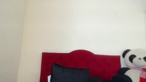 LULU online show from March 5, 2025, 5:29 pm