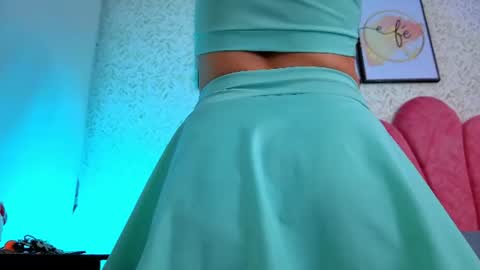Snapshot of luly_blue chatting on June 23, 2026, 5:16 am Luly online show from June 23, 2026, 5:16 am