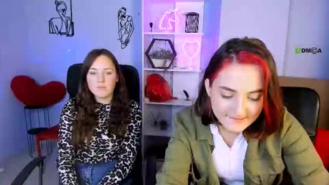 Snapshot of lumera_gentle chatting on December 17, 2025, 1:06 pm lumera_gentle online show from December 17, 2025, 1:06 pm