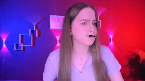 Sweet Lumi online show from April 14, 2026, 7:47 am