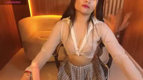 Snapshot of luna_benz_tx chatting on June 11, 2026, 8:18 pm Follow me.. Live 1430 to 2100 online show from June 11, 2026, 8:18 pm