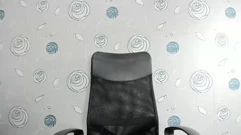 Luna Eva online show from February 10, 2025, 8:42 pm