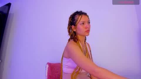 luna_hazard online show from December 9, 2024, 7:06 am