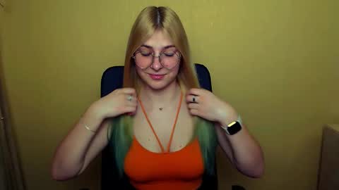 Luna online show from February 7, 2025, 12:06 pm