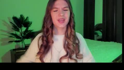 Luna online show from January 8, 2026, 5:43 am