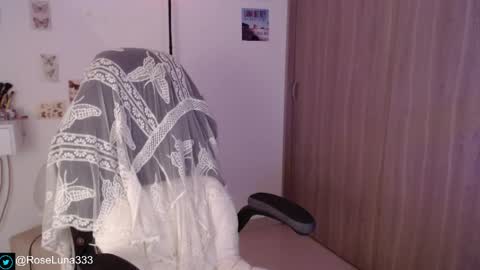 Snapshot of luna_mails chatting on April 5, 2026, 7:38 am Luna online show from April 5, 2026, 7:38 am