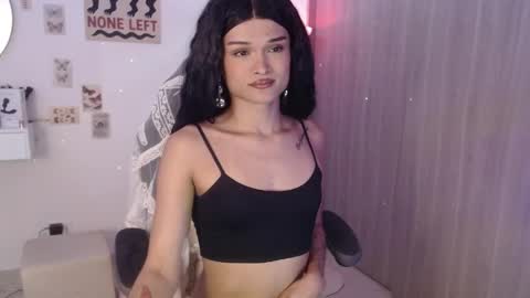 Snapshot of luna_mails chatting on April 22, 2026, 12:28 pm Luna online show from April 22, 2026, 12:28 pm