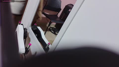 Snapshot of luna_rousse26 chatting on May 26, 2026, 1:29 pm luna_rousse26 online show from May 26, 2026, 1:29 pm