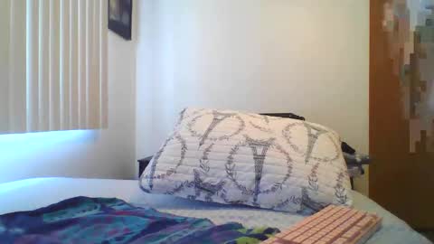 Snapshot of luna_samosienko chatting on May 4, 2026, 5:31 pm Luna Samosienko online show from May 4, 2026, 5:31 pm