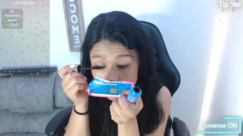 luna_starr69 online show from December 16, 2025, 12:54 pm