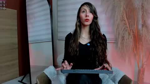 luna online show from March 22, 2026, 2:20 pm