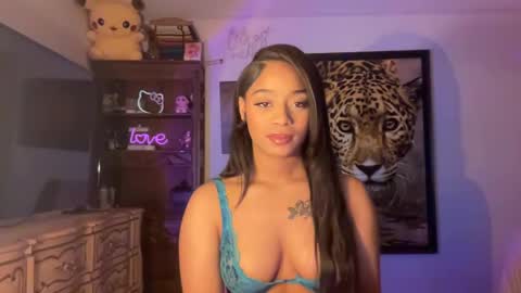 Snapshot of lunaa_11 chatting on September 16, 2025, 5:30 am lunaa_11 online show from September 16, 2025, 5:30 am