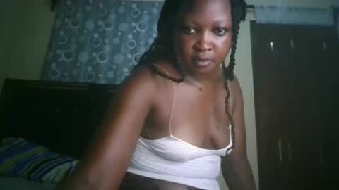 Snapshot of lunadesire98 chatting on May 16, 2026, 8:07 pm lunadesire98 online show from May 16, 2026, 8:07 pm