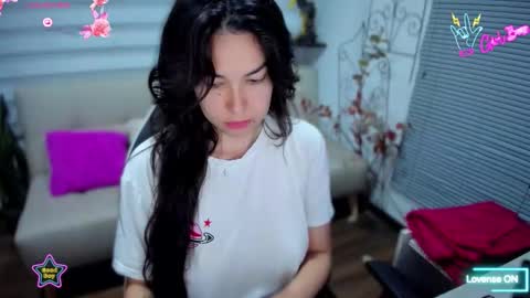 Luna online show from March 15, 2026, 3:23 am