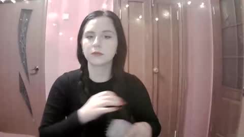 Snapshot of lunamystique_ chatting on February 11, 2025, 10:07 pm lunamystique_ online show from February 11, 2025, 10:07 pm
