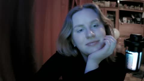 Snapshot of lunamystique_ chatting on April 9, 2026, 7:08 pm lunamystique_ online show from April 9, 2026, 7:08 pm