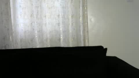 Snapshot of lunar_chocolate000 chatting on June 16, 2026, 6:38 am Smiley online show from June 16, 2026, 6:38 am