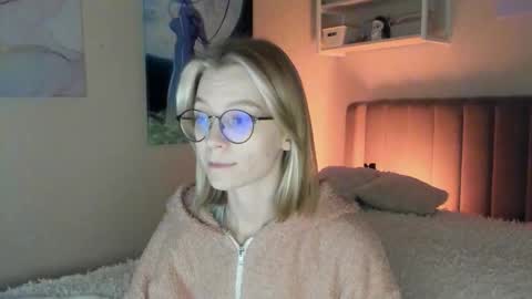 Sofia online show from September 25, 2025, 1:15 pm