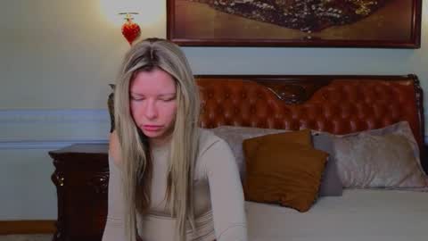 Luna Rishi online show from February 14, 2026, 6:21 am