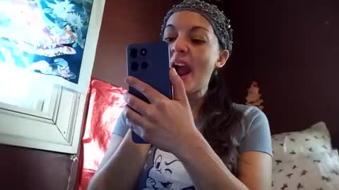 Snapshot of lunasecretadmirer chatting on February 13, 2026, 10:39 pm lunasecretadmirer online show from February 13, 2026, 10:39 pm