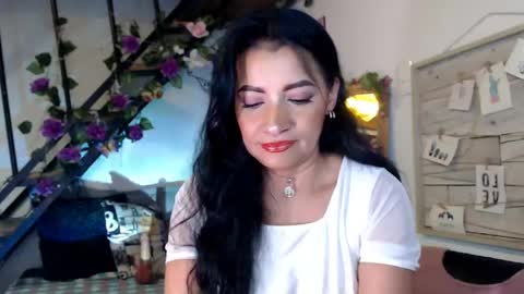 Snapshot of lunasky83 chatting on April 22, 2026, 5:10 am luna online show from April 22, 2026, 5:10 am
