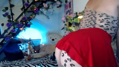 Snapshot of lunasky83 chatting on April 30, 2026, 7:14 am luna online show from April 30, 2026, 7:14 am