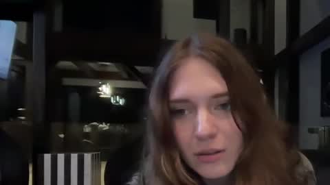 Snapshot of lunasnows chatting on March 4, 2026, 8:20 am lunasnow online show from March 4, 2026, 8:20 am