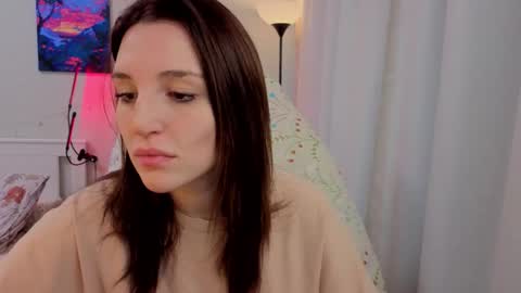 Kate online show from November 17, 2025, 11:38 am