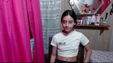 Luna online show from February 15, 2026, 9:44 pm