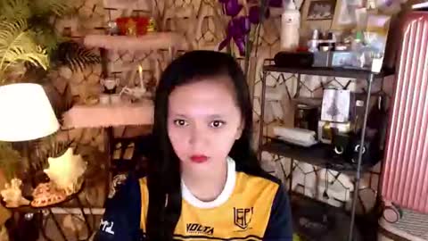 lunawinks_ online show from January 5, 2026, 5:27 pm