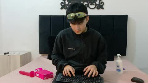 lunaydream online show from June 6, 2026, 11:59 am