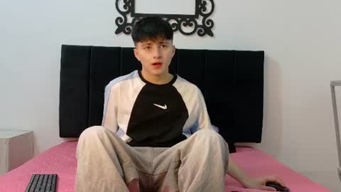 lunaydream online show from July 6, 2026, 11:40 am