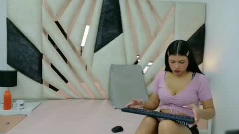 Snapshot of lunaysebastian chatting on July 13, 2026, 2:20 pm Luna y Sebastian online show from July 13, 2026, 2:20 pm