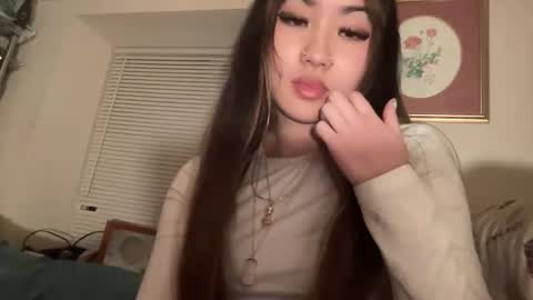 Lunadreams online show from January 12, 2025, 3:28 am