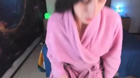 Angela Moonlight and Hector online show from April 9, 2026, 6:13 am