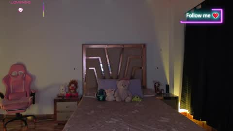 LUNA ROSE online show from April 2, 2026, 3:04 am