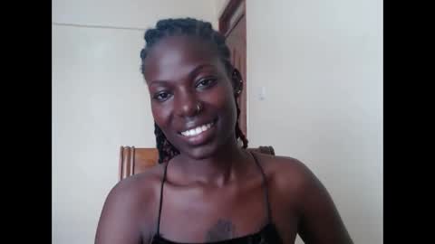 Snapshot of luo_queen chatting on May 16, 2026, 8:00 am luo_queen online show from May 16, 2026, 8:00 am