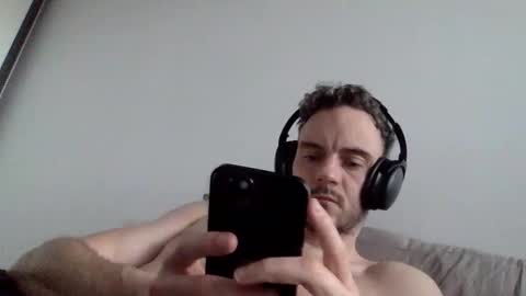 Lupine online show from February 22, 2026, 4:49 pm