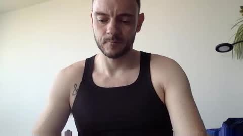 Lupine online show from April 21, 2026, 9:59 am