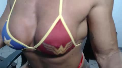 lusexyhot online show from September 17, 2025, 1:40 am