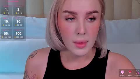 your sweet Liana online show from October 13, 2025, 10:43 pm