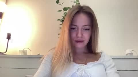 Snapshot of lusiluv chatting on September 29, 2025, 7:40 pm lusiluv online show from September 29, 2025, 7:40 pm