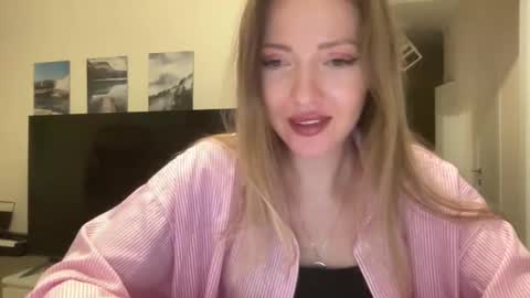 Snapshot of lusiluv chatting on October 11, 2025, 9:24 pm lusiluv online show from October 11, 2025, 9:24 pm