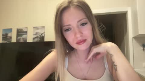 Snapshot of lusiluv chatting on October 14, 2025, 7:14 pm lusiluv online show from October 14, 2025, 7:14 pm