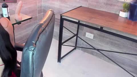 Lussie  online show from September 23, 2025, 11:46 am