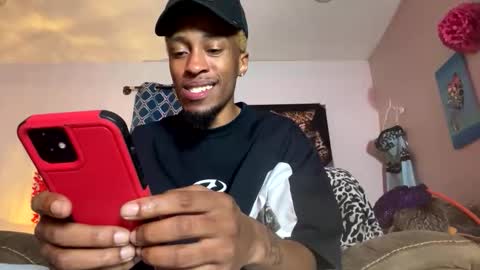 LUST online show from November 24, 2025, 10:59 am