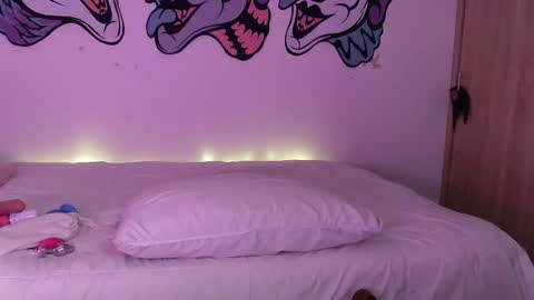 Snapshot of lustful_aprilx chatting on December 29, 2024, 3:33 am Valerie April online show from December 29, 2024, 3:33 am