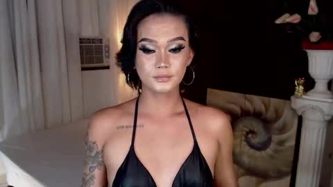AdriannaFowks online show from March 6, 2026, 6:04 pm